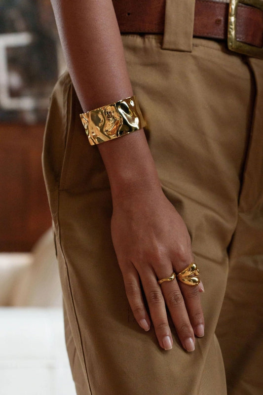 Bracelet manchette - Choc élégant